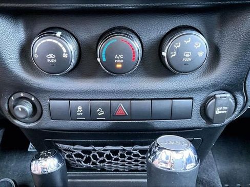 Used 2012 Jeep Wrangler Sport AWD/4WD image 22