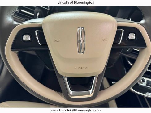 Used 2023 Lincoln Corsair Reserve AWD/4WD image 19
