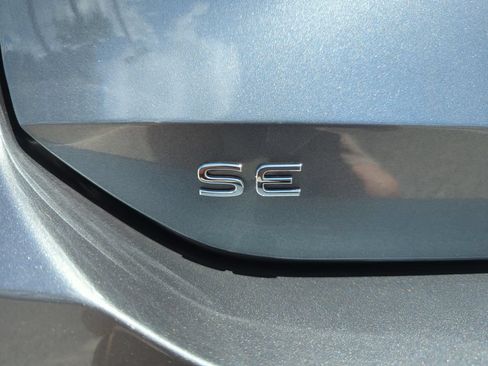 Used 2026 Volkswagen Tiguan SE FWD image 22