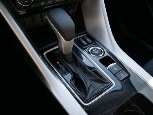 Used 2025 Mitsubishi Eclipse Cross SE AWD/4WD image 22