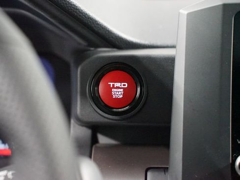 New 2026 Toyota Tacoma TRD Off-Road AWD/4WD image 18