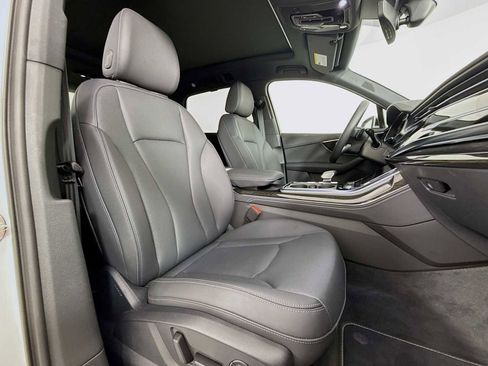 Used 2025 Audi Q7 3.0T Premium Plus w/ Premium Plus Package image 29