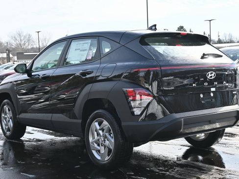 New 2026 Hyundai Kona SE image 5