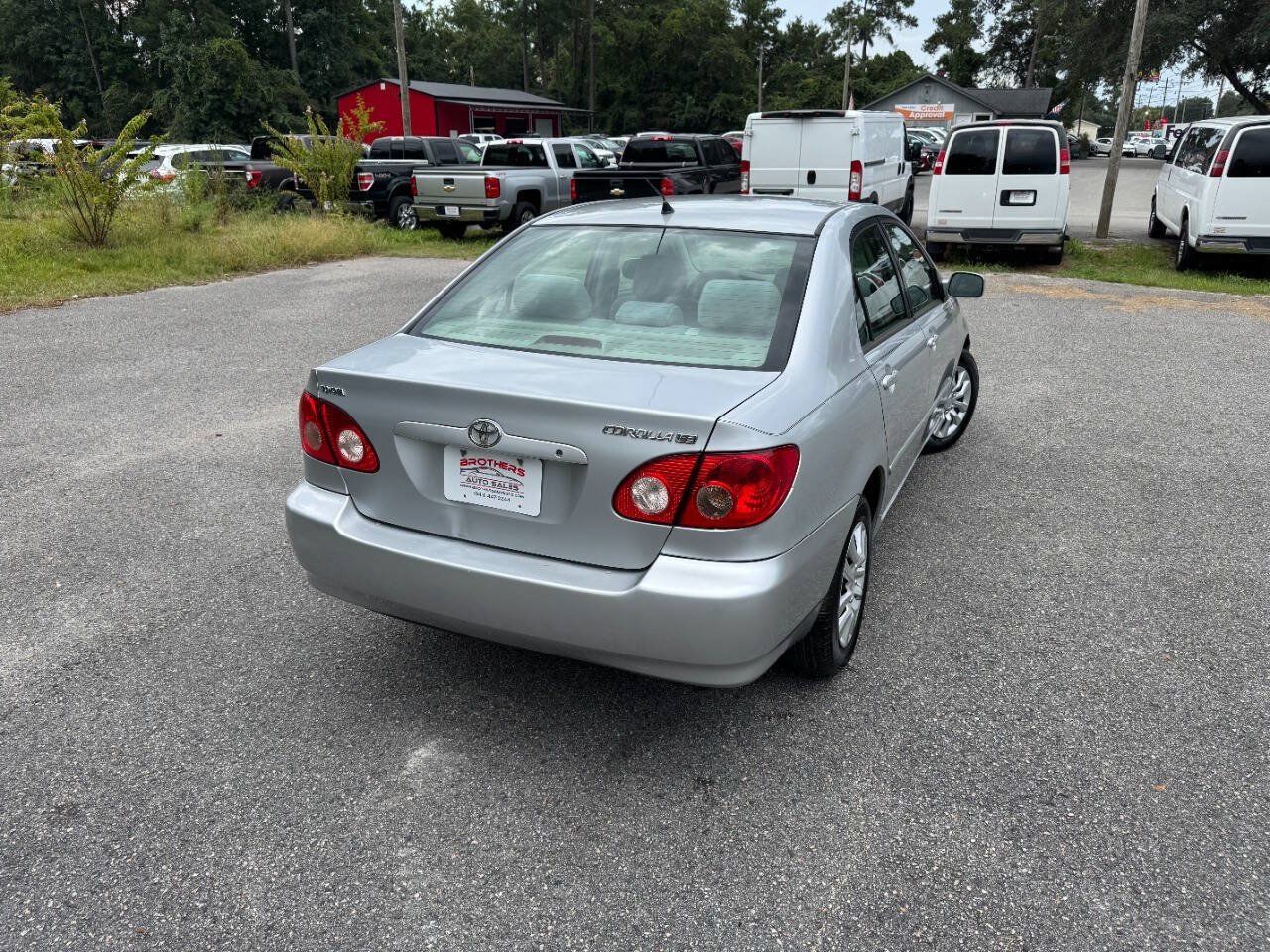 Used 2005 Toyota Corolla LE FWD image 6