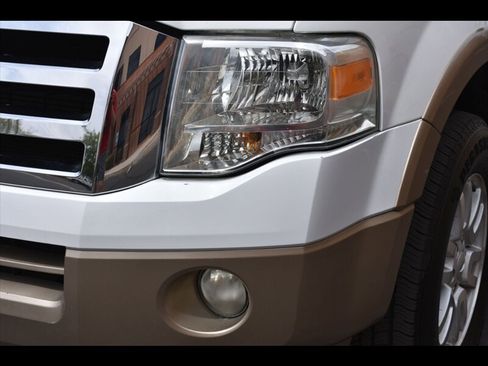 Used 2013 Ford Expedition EL XLT image 49