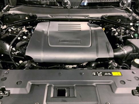 New 2026 Land Rover Defender 110 S image 16