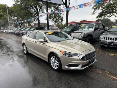 Used 2018 Ford Fusion SE w/ Fusion SE Technology Package