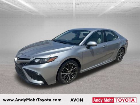 Used 2021 Toyota Camry SE FWD image 2