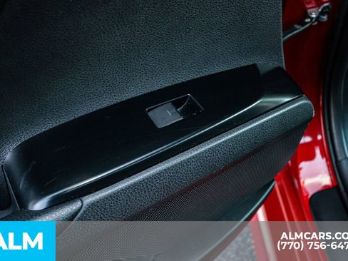 Used 2025 Toyota Camry SE image 58