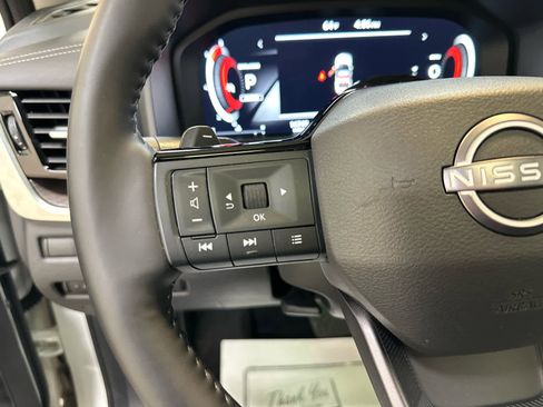 Certified 2025 Nissan Rogue Platinum w/ Tech Package image 21