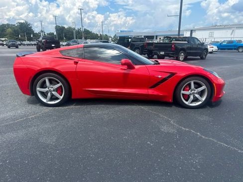 Used 2014 Chevrolet Corvette Stingray Coupe RWD image 5