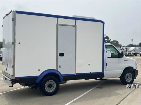 Used 2023 Ford E-350 and Econoline 350 Super Duty w/ Power Windows & Locks Group RWD image 2