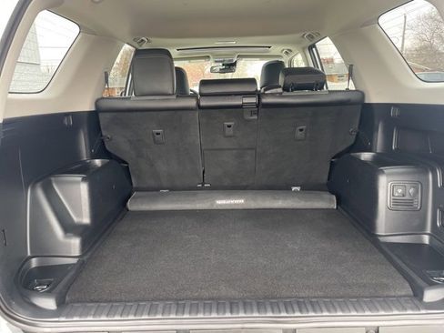 Used 2023 Toyota 4Runner SR5 Premium image 13