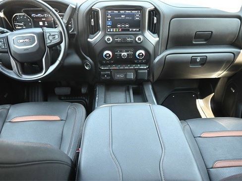 Used 2023 GMC Sierra 2500 AT4 w/ AT4 Premium Plus Package image 9