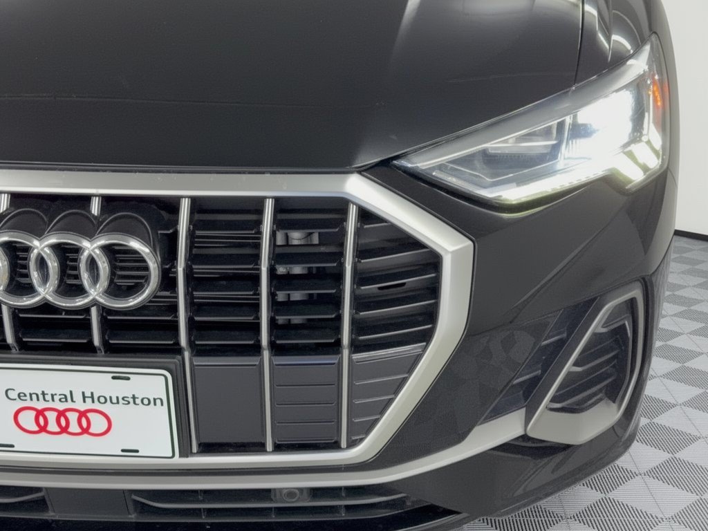 Used 2023 Audi Q3 2.0T Premium w/ Convenience Package AWD/4WD image 12