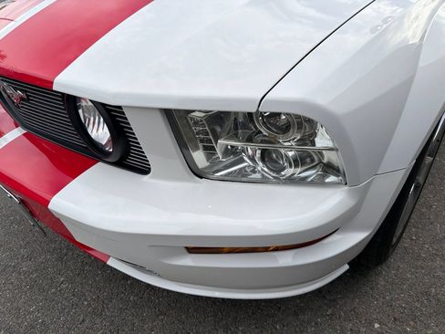 Used 2008 Ford Mustang GT Premium RWD image 2