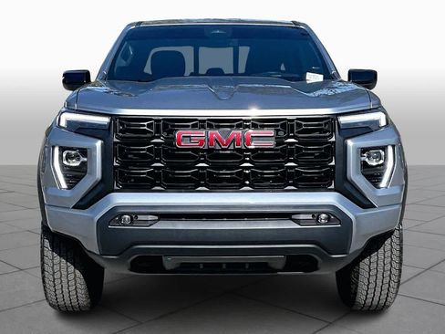 Used 2025 GMC Canyon Elevation w/ Convenience Package image 3