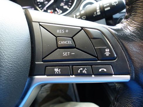 Used 2018 Nissan Rogue Sport SL w/ SL Premium Package AWD/4WD image 49