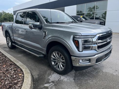Used 2024 Ford F150 Lariat w/ Equipment Group 502A High AWD/4WD image 4