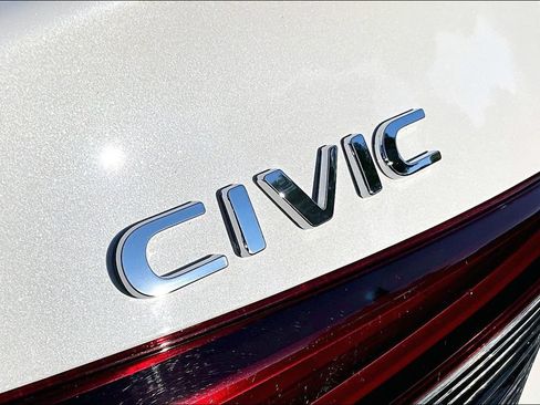 Certified 2025 Honda Civic Sport image 24