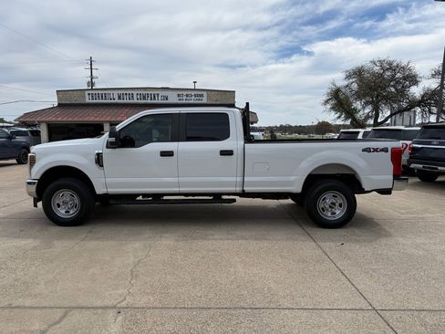 Used 2019 Ford F250 XL w/ Power Equipment Group image 4