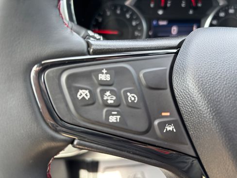 Used 2024 Chevrolet Equinox RS AWD/4WD image 17