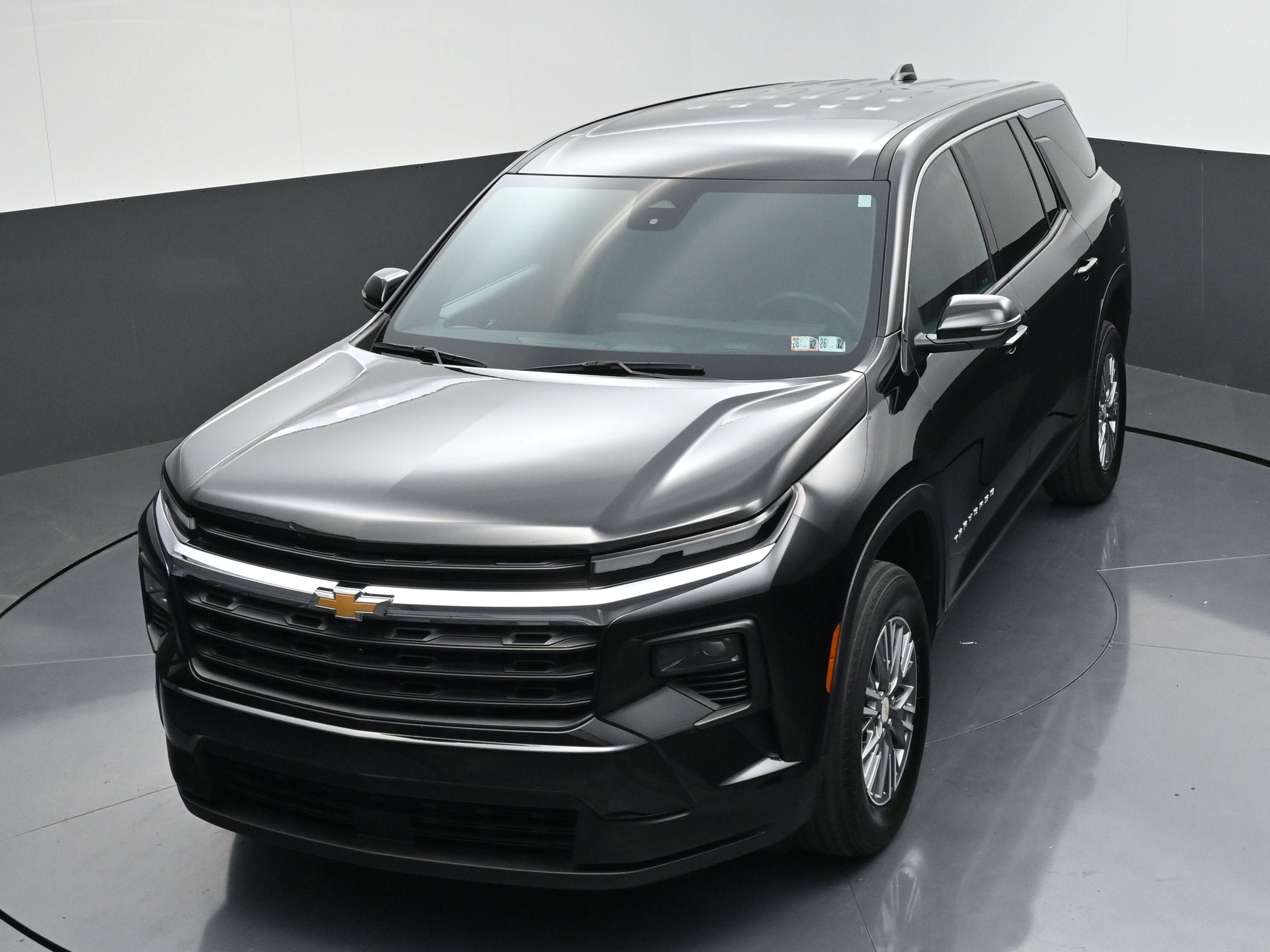 Certified 2024 Chevrolet Traverse LS FWD image 48