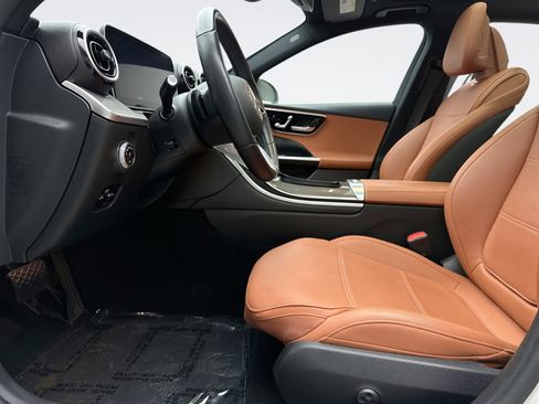 Used 2023 Mercedes-Benz C 300 4MATIC Sedan image 11
