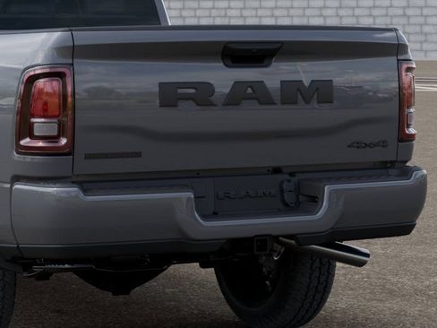 New 2026 RAM 2500 Big Horn AWD/4WD image 3