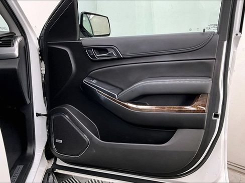 Used 2020 Chevrolet Tahoe LT RWD image 25