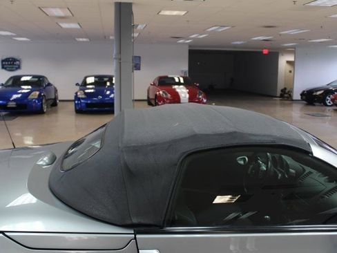 Used 2004 Nissan 350Z Touring RWD image 13