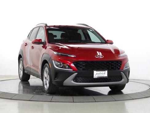 Certified 2022 Hyundai Kona SEL w/ Cargo Package image 1
