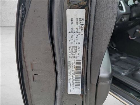Used 2020 Dodge Durango SXT w/ 3rd Row Seating Group RWD image 25