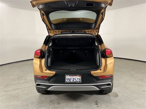 Certified 2024 Buick Encore GX Preferred w/ Comfort Package image 25