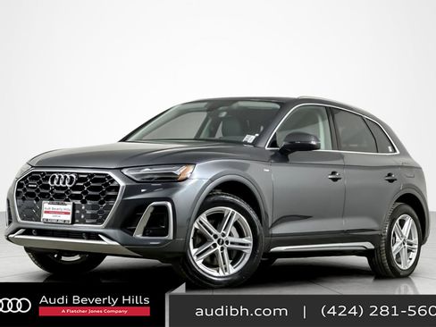 Used 2022 Audi Q5 e Premium w/ Convenience Package image 1