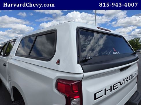 Certified 2021 Chevrolet Silverado 1500 LT Trail Boss w/ Convenience Package II AWD/4WD image 33