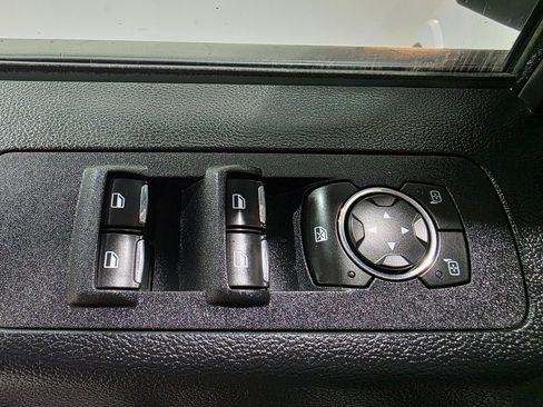 Used 2019 Ford F150 XLT w/ Equipment Group 302A Luxury image 18