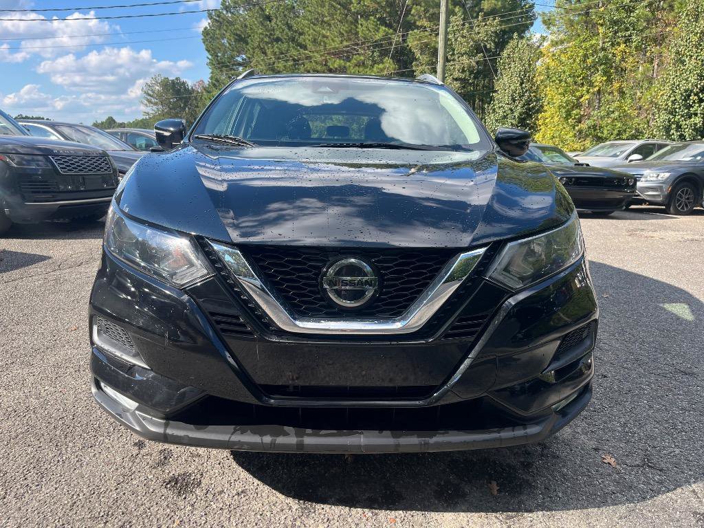 Used 2021 Nissan Rogue Sport SV FWD image 2