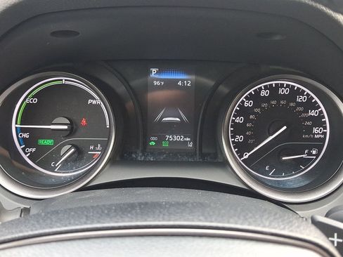Used 2024 Toyota Camry SE FWD image 14