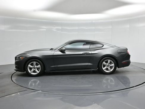 Certified 2017 Ford Mustang Coupe RWD image 25