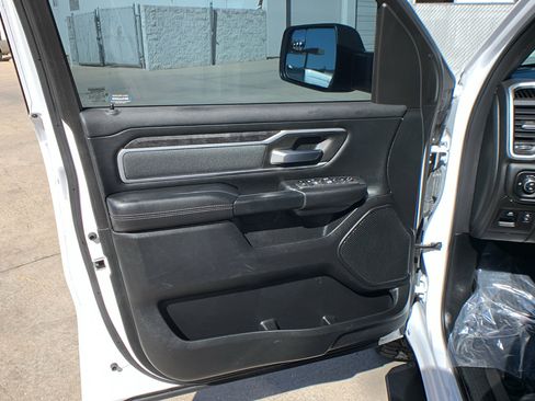 Used 2021 RAM 1500 Big Horn image 13