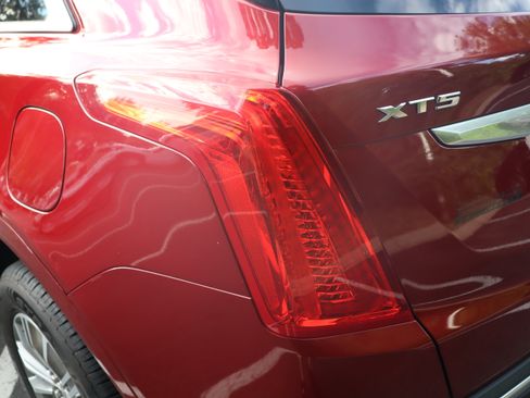 Used 2019 Cadillac XT5 Luxury FWD image 46