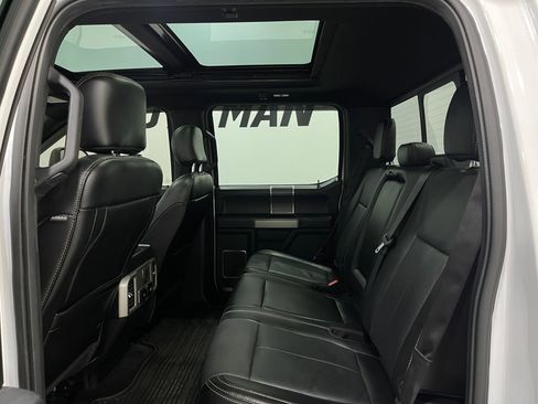 Used 2018 Ford F150 Lariat w/ Equipment Group 502A Luxury image 31