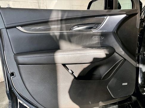 Used 2023 Cadillac XT5 Sportv w/ LPO, Floor Liner Package image 14