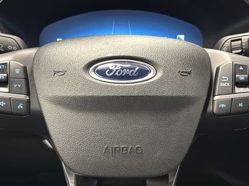 Used 2023 Ford Escape ST-Line Elite w/ Premium Technology Package AWD/4WD image 16