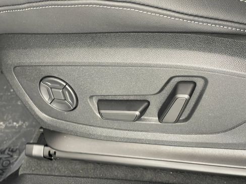 New 2025 Audi Q3 2.0T Premium image 21