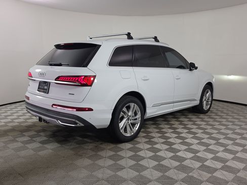 Certified 2023 Audi Q7 2.0T Premium Plus w/ Convenience Package AWD/4WD image 7