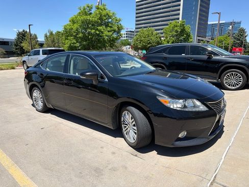 Used 2014 Lexus ES 350 w/ Premium Package FWD image 4