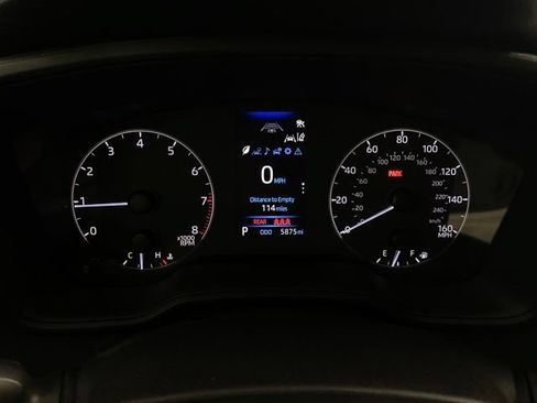 Used 2025 Toyota Corolla LE w/ Convenience Package FWD image 18