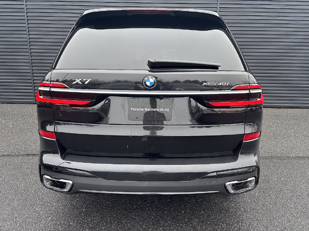 Used 2026 BMW X7 xDrive40i w/ M Sport Package AWD/4WD image 4